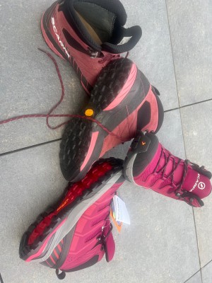 Image 1 from Kerstin of Scarpa - Women's Maverick Mid GTX - Walking boots