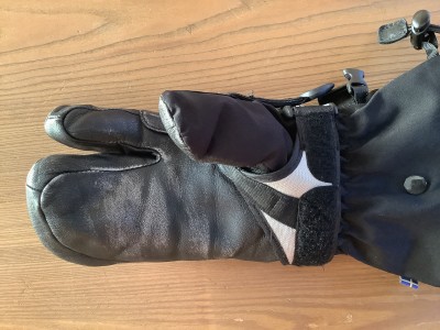 Image 2 from Emma of Stoic - Wool NalluSt. II 3 Finger - Gloves
